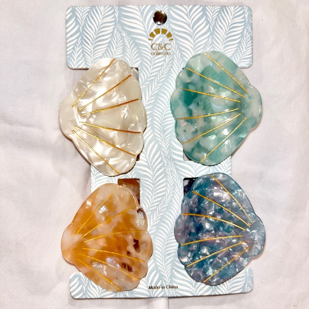 NEW SET OF 4 COLORFUL SEASHELL MERMAID BEACH HAIR CLIPS - GIRLS ACCESSORIES